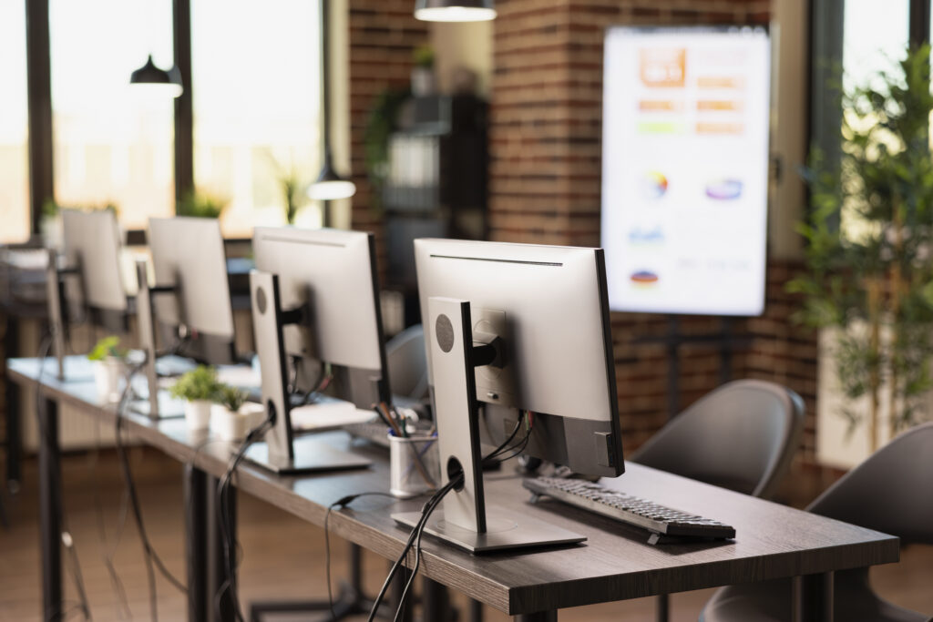Administration systèmes & déploiement de postes